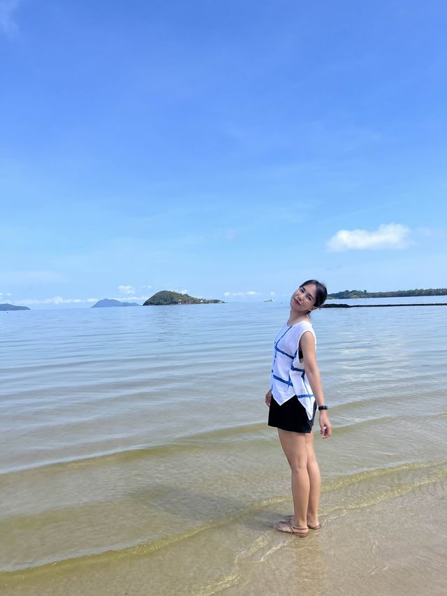 หาดสวย น้ำใส พักใจที่เกาะหมาก