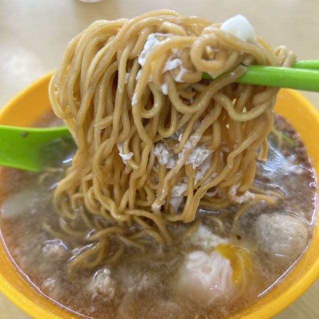 走進華人聚集地尋覓豬肉粉