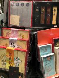 多角度,細緻地看清楚【鍾書閣】