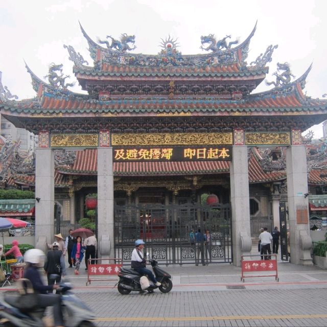 longshan temple