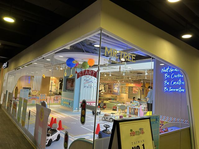 Mr. Tree- A kids friendly restaurant in Causeway Bay, Hong Kong