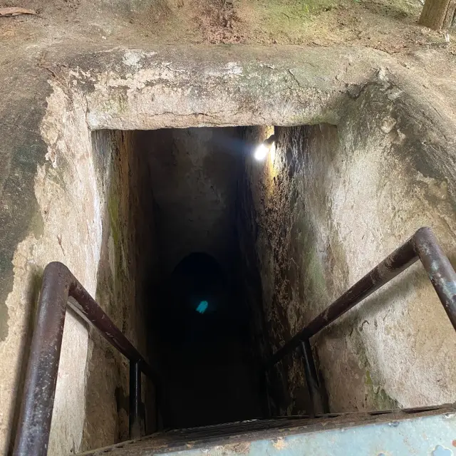 An emotional tour to Cu Chi Tunnel 