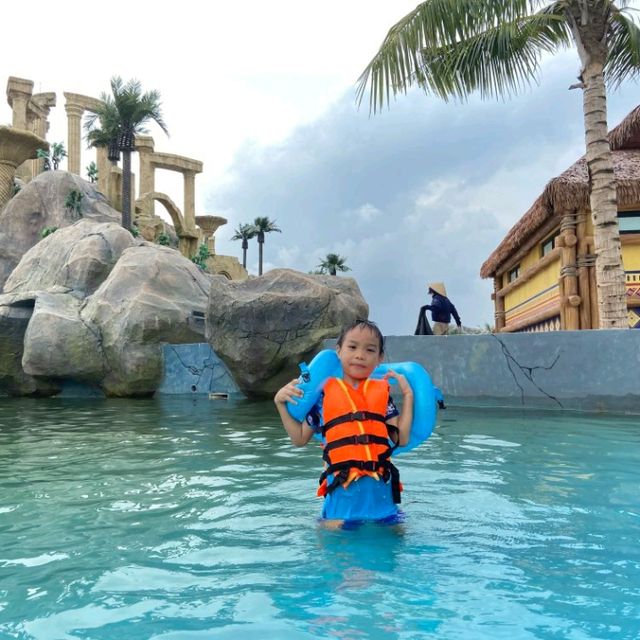 河內皇家波浪公園Royal Wave Park