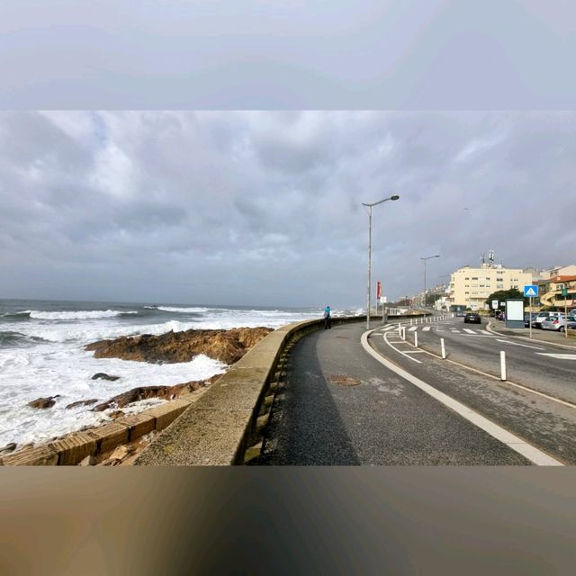 Walk along the Atlantic Coastline 🇵🇹 Foz do Douro