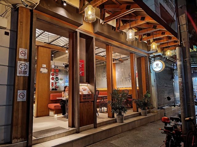 泰國曼谷聚餐餐廳_Lay Lao