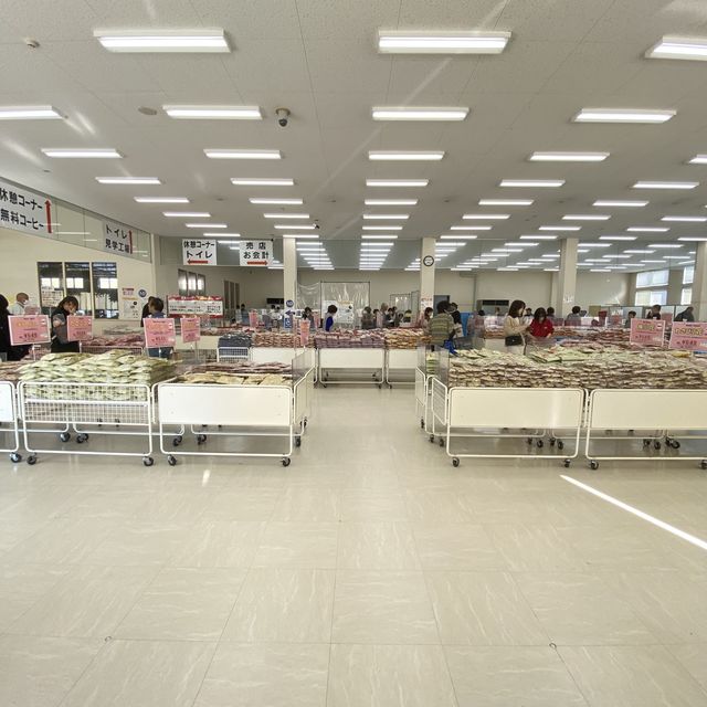みやげ買うならたこせんべいの里