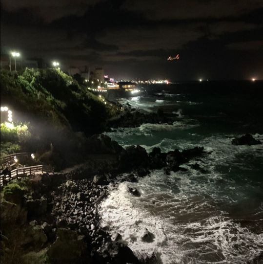 제주, 저녁에 보는 용머리해안도 분위기 있어 !