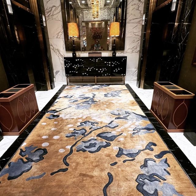 Stunning Hotel at Solaire Resort Pasay 