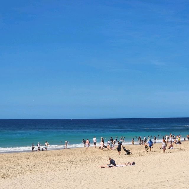 หนีร้อน มาหาร้อน ที่ Gold coast