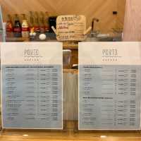鴛泊港フェリーターミナル前　PORTO COFFEE