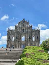 เที่ยวประตูโบสถ์เซนต์ปอล - Ruins of St Paul’s