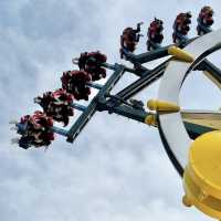 速度與刺激！在富士急樂園暢玩終極遊樂設施！🎢🌟🎪