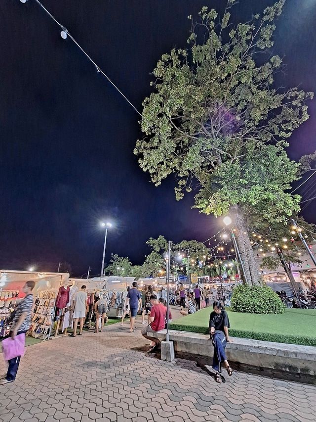 🍛👕 Shop & Dine @ Greenway Night Market
