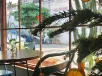 Normal life @ Normal Cafe ลาดพร้าว 71