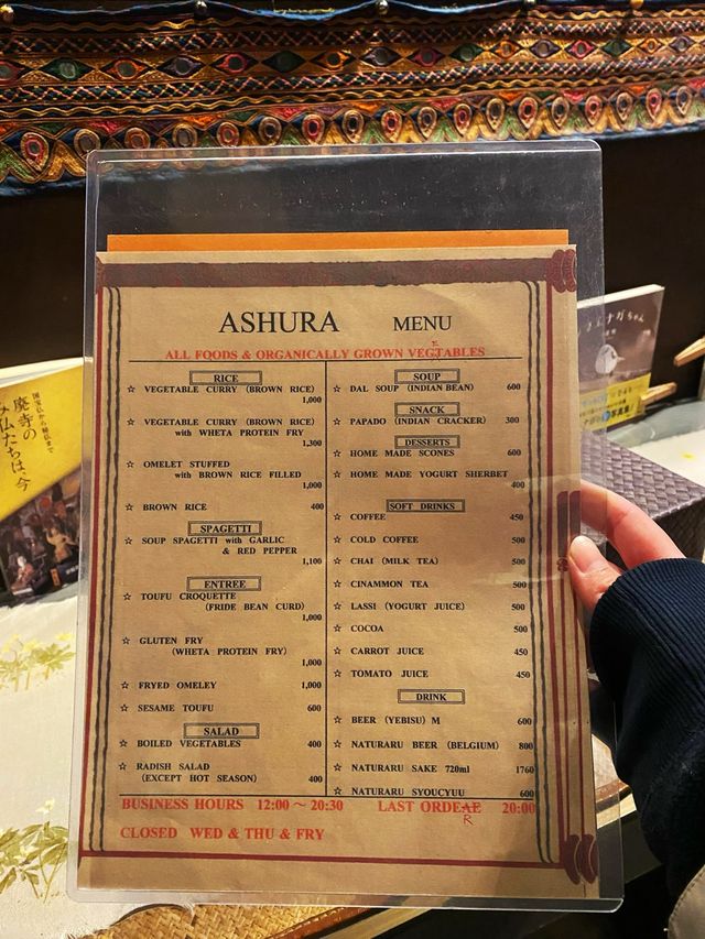 A restaurant in 100 years old house 💯