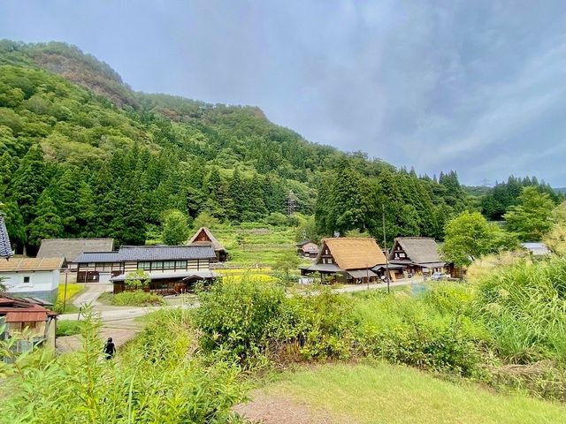 The Gassho-zukuri village of Ainokura