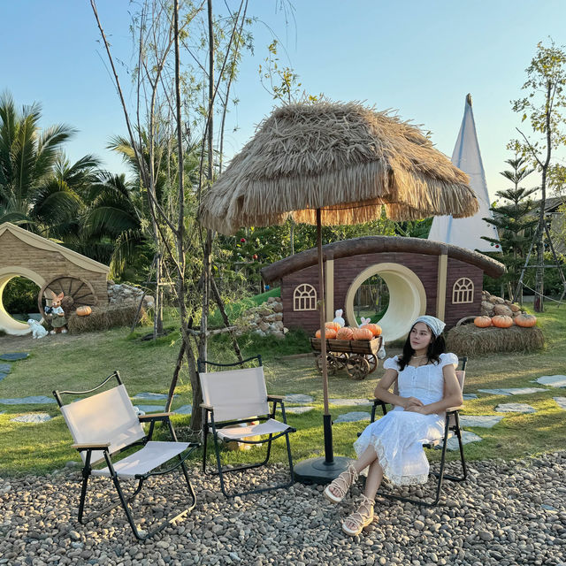 The bunny's hut cafe 🌦  🐰🛖