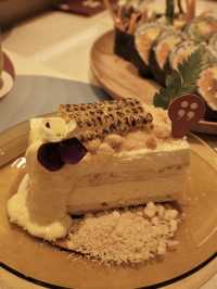情侶打卡Cafe，甜品和韓式炸雞都出色