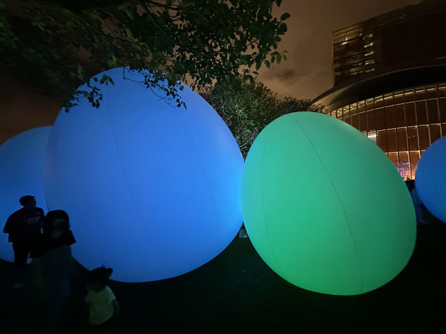 香港好去處 | 金鐘添馬公園 | teamLab: 光漣