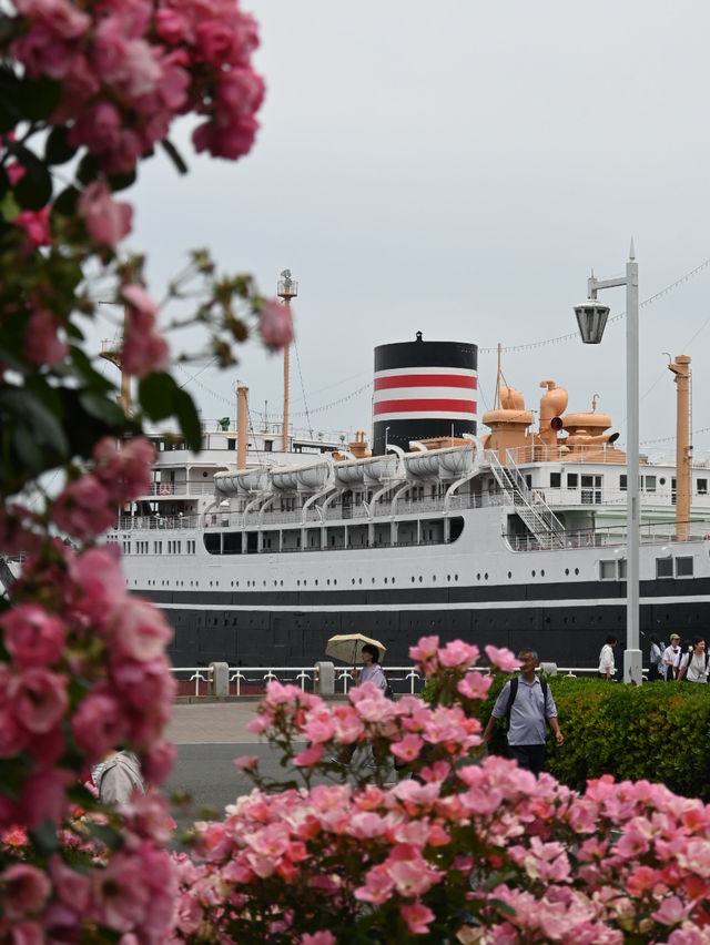 薔薇が咲き誇る！ガーデンネックレス横浜2024