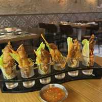 荃灣特色工業風泰菜餐廳