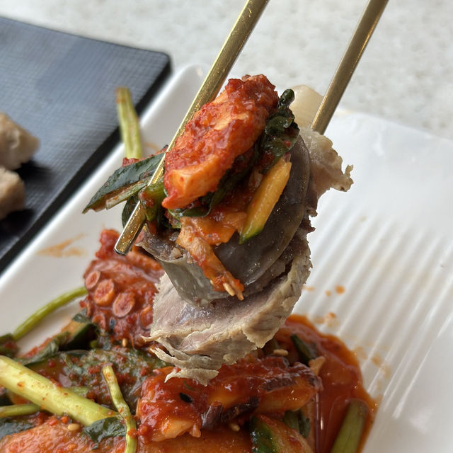 통갈치조림이 맛있는 제주 궁서체