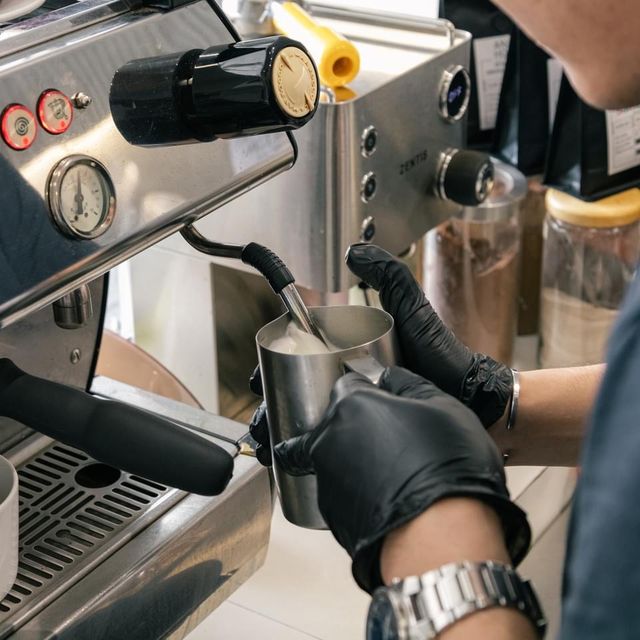 An hour Coffee bar⏱🪟☕ 