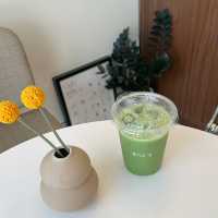 คาเฟ่น่ารักย่านเจริญนคร 🍵 ร้านน่ารัก มัทฉะดีมาก