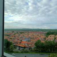 Lahad Datu 拿笃，My Inn Hotel 景观有山有海