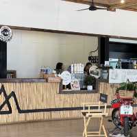 คาเฟ่ บ้านติดดิน