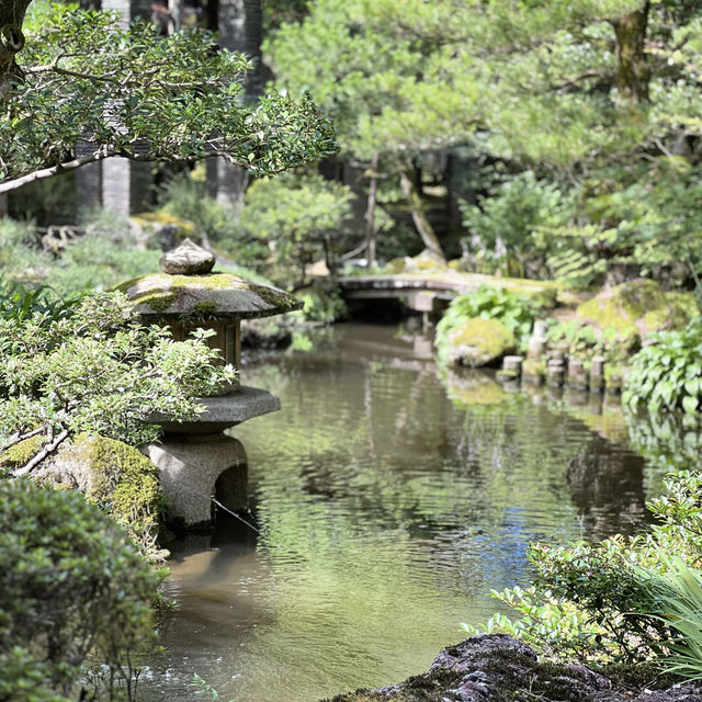 「法師」：千年溫泉旅館，庭院數一數二