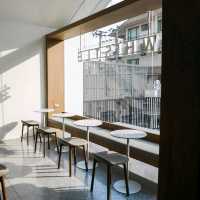 WHISTLE HOME CAFÉ