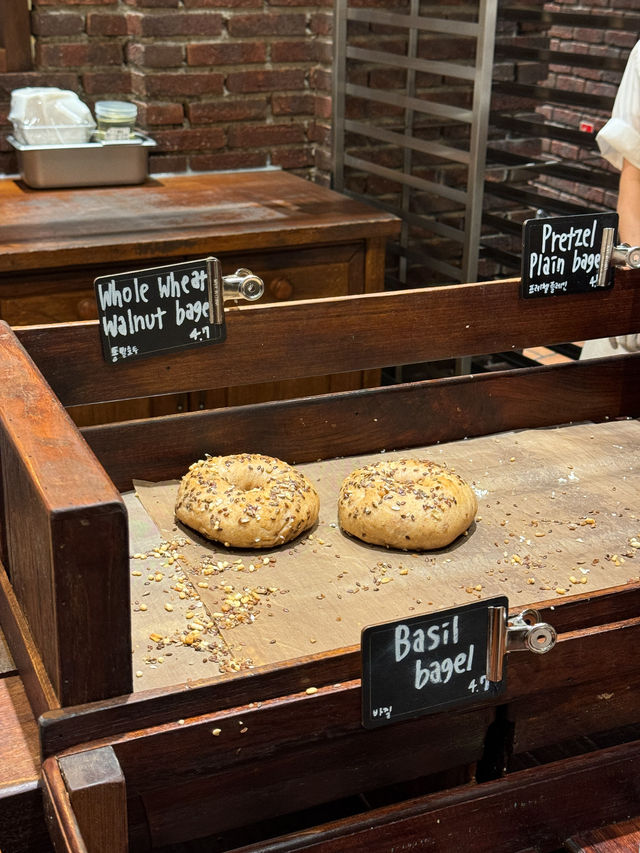 웨이팅으로 유명한 베이글 핫플🥯 런던 베이글 뮤지엄 잠실점