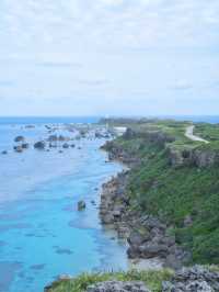 【沖縄】灯台の方を見る絶景
