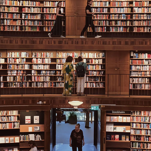 สวีเดน || STOCKHOLM Public Library 📚