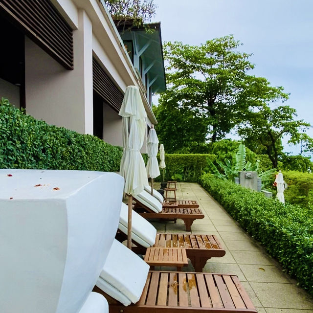 Serene Beaches and Clear Waters: A Perfect Getaway on Koh Lanta