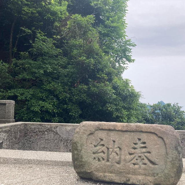 「金瓜石黃金博物館附近，再向上爬欣賞無敵海景」