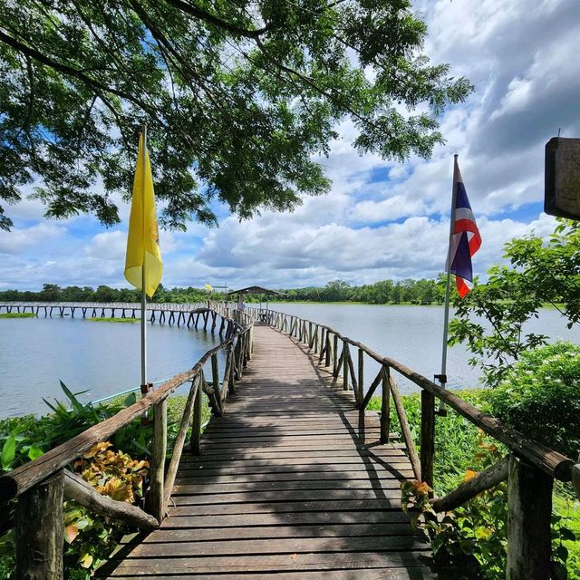 สะพานไม้เคี่ยม หนองใหญ่ ชุมพร