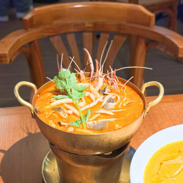 古法泰式美食💓必食足料大頭蝦冬蔭功😍