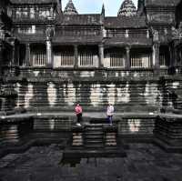 See Angkor Wat and Die