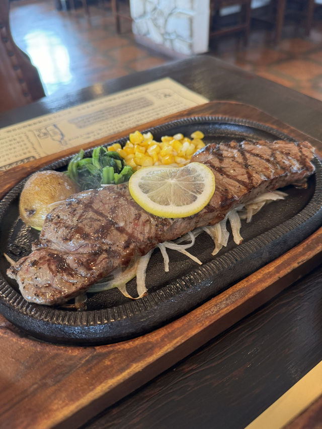 【福岡グルメ】約45年地元で愛される老舗ステーキハウス🥩