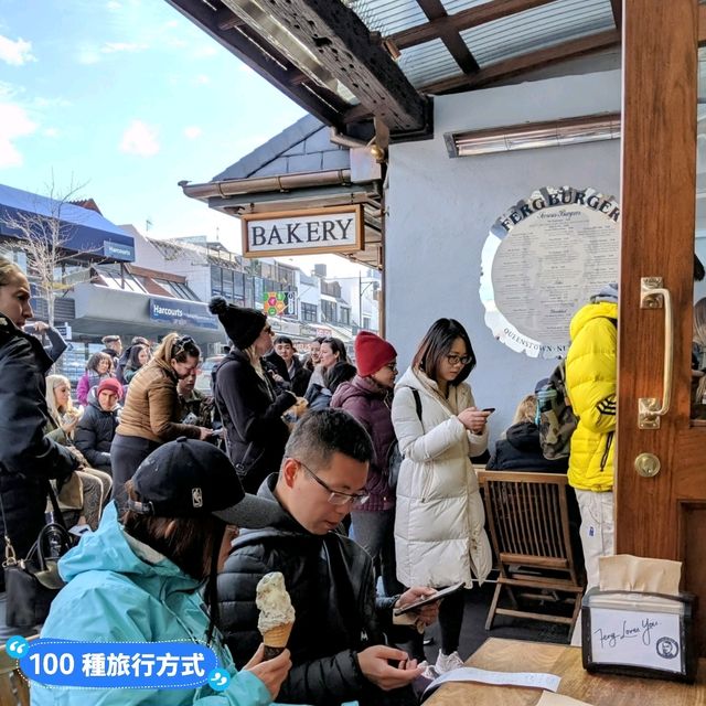 紐西蘭皇后鎮-被CNN評比為地表最強漢堡：Fergburger