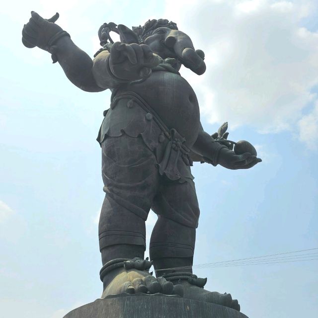 พระพิฆเนศ สูงที่สุดในโลก