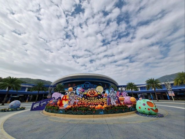 Chimelong Ocean Kingdom in Zhuhai, China