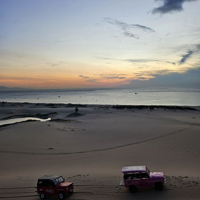 Nam Cương Sand Dunes Đồi cát Nam Cương