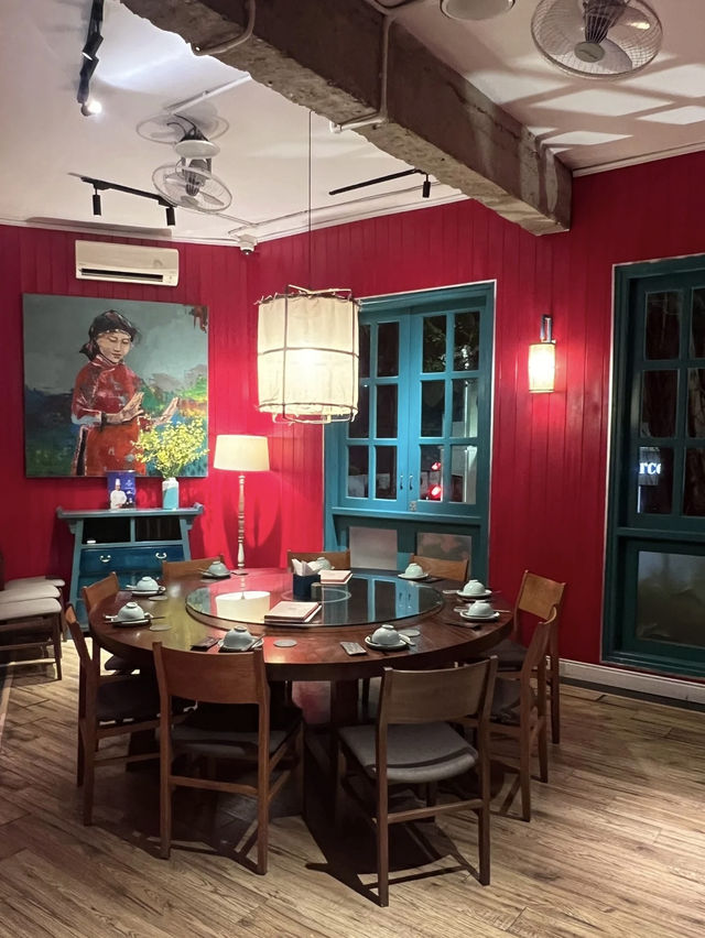 Discover the Flavorful Delights of Luk Lak: Hanoi’s Hidden Culinary Gem