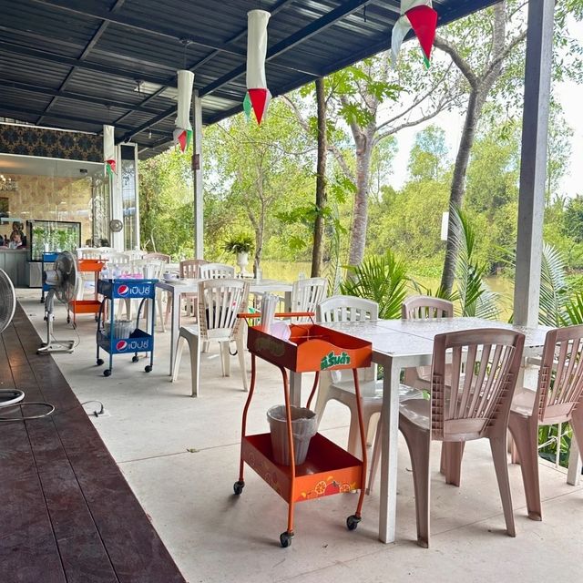 🥗 ร้านอาหารท่าลาด บางคล้า