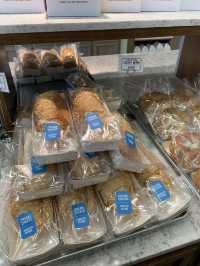 【韓国/木浦】creamcheesebaguetteが有名✨"코롬방제과점"
