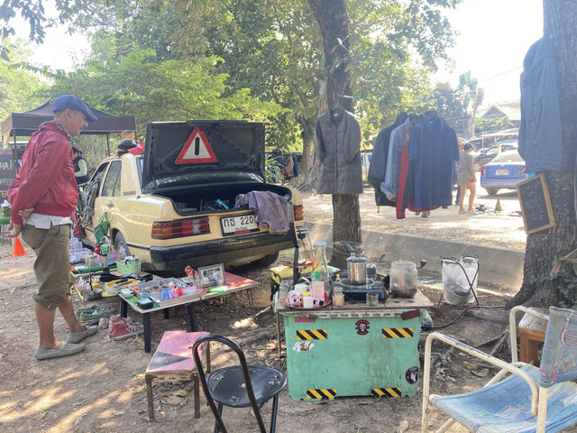 ตลาดหนองฮ่อ ที่เที่ยวสไตล์คนคูล ๆ เชียงใหม่