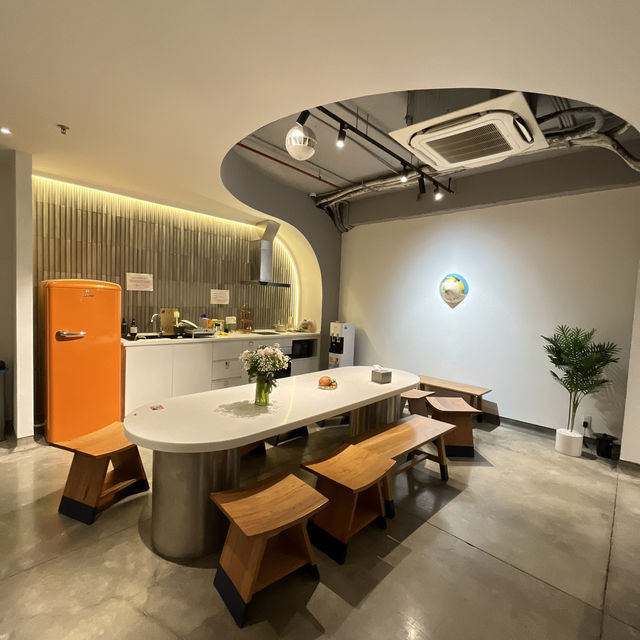 Cozy sty at Meander Saigon Hostel 🇻🇳